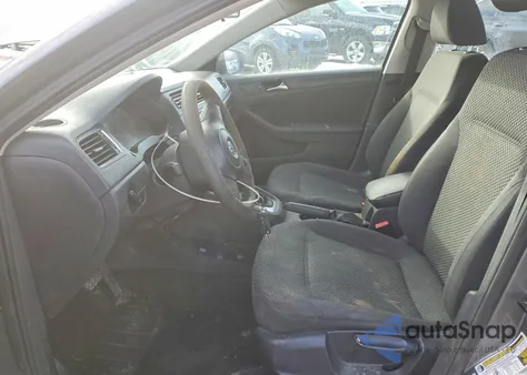 2014 Volkswagen Jetta Base z USA, uszkodzony, nr VIN 3VW2K7AJ2EM329304